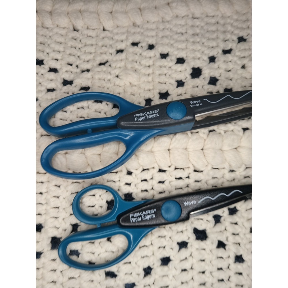 Fiskars Paper Edgers Scissors WAVE Crafting Scrapbook Art School Craft Create